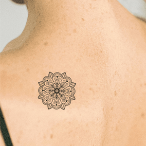 Blommandala 1 - Temporalis® - Tillfällig tatuering
