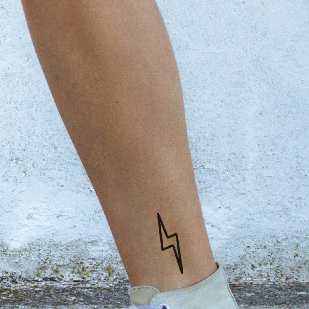 Lightning bolt temporary tattoo with bold outline - 1 | Temporalis
