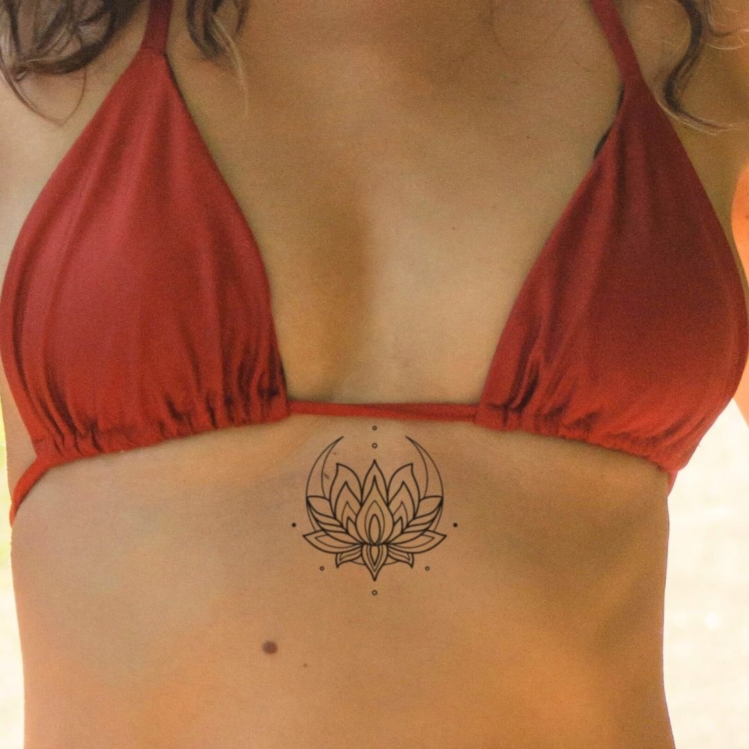 Lotus and crescent moons temporary tattoo - 1 | Temporalis