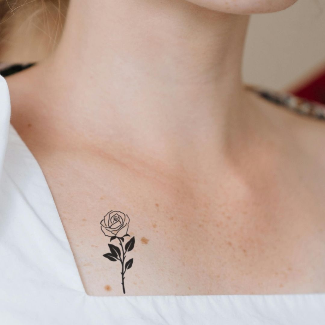 Rose temporary tattoo with stem and leaves - 1 | Temporalis