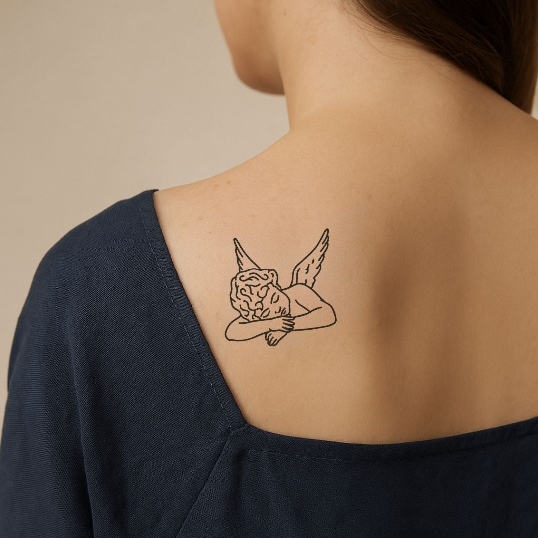 Sluimerende engel tatoeage | Temporalis, image size:1080x1080