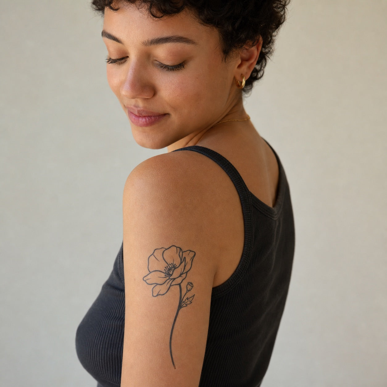 Minimalist poppy temporary tattoo - 1 | Temporalis