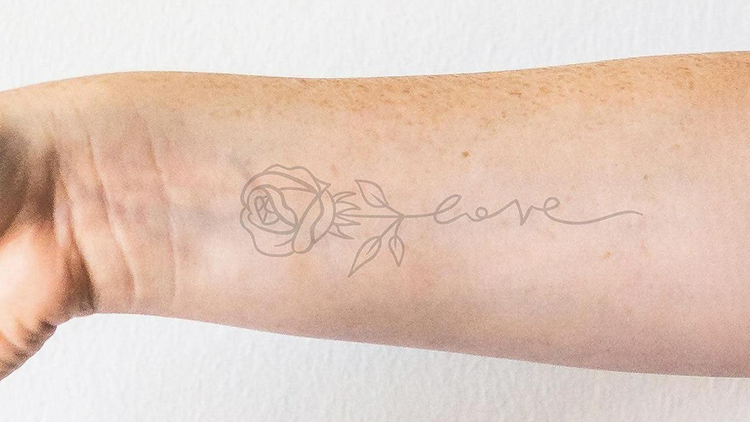 How to Apply a Temporary Tattoo Sticker Step-by-Step | Temporalis